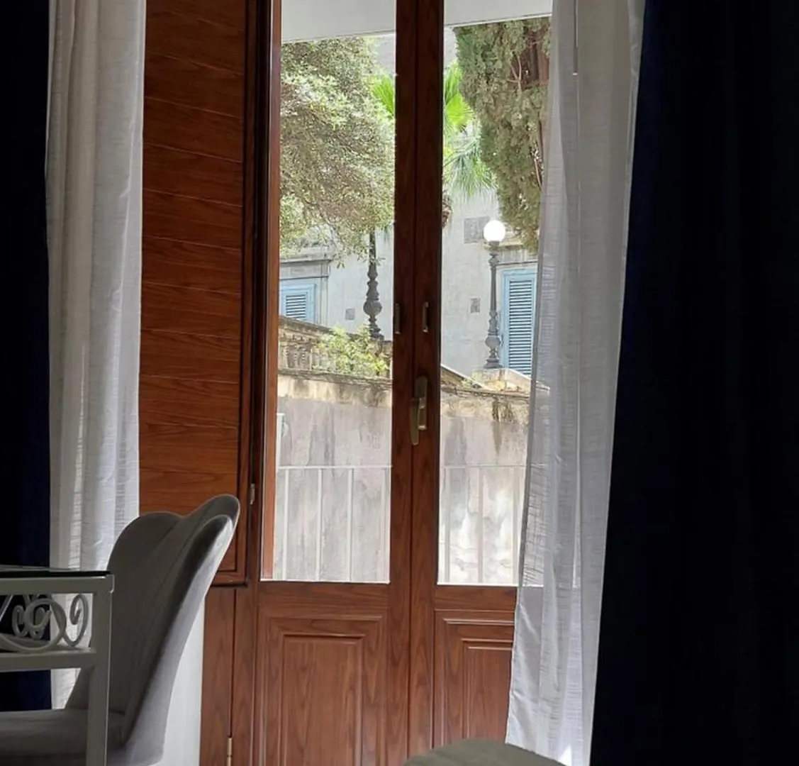 Gl Golden City Apartments 卡塔尼亚