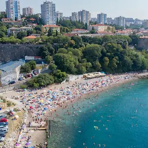 https://apartments-skoljka-rijeka.primorje-gorskikotar.com
