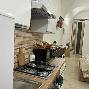 Apartman G&vhome, Catania-Fontanarossai nemzetközi repülőtér